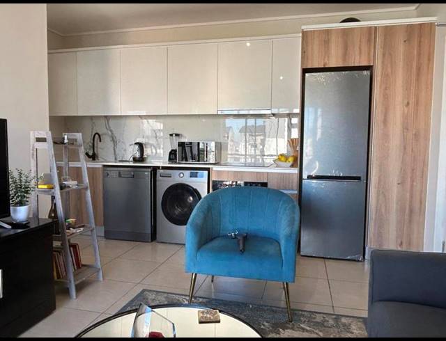 1 BEDROOM APARTMENT FOR SALE IN SANDOWN
